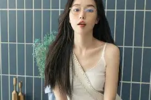 韩红被央视和人民日报接连批评网友拍手叫好：早就该管了！